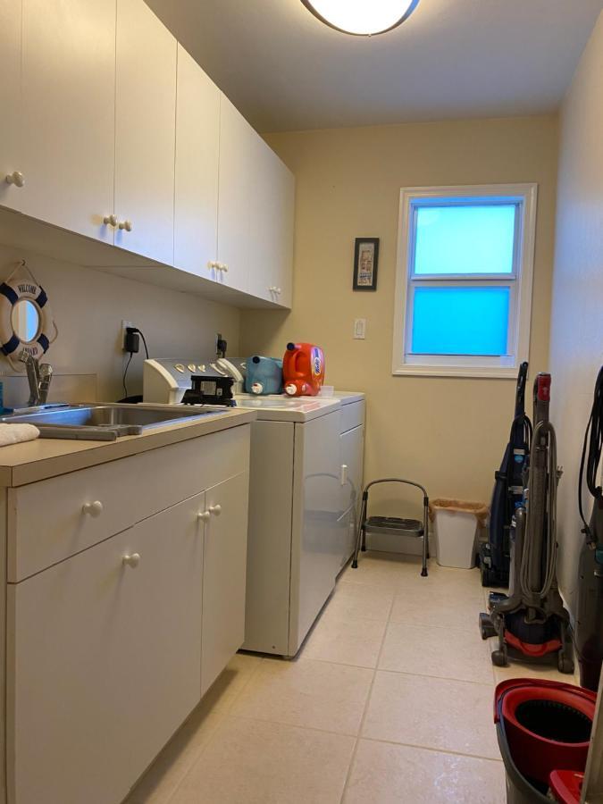 This Homestay Oasis Is The Cape'S Best Place To Stay Cape Coral Kültér fotó