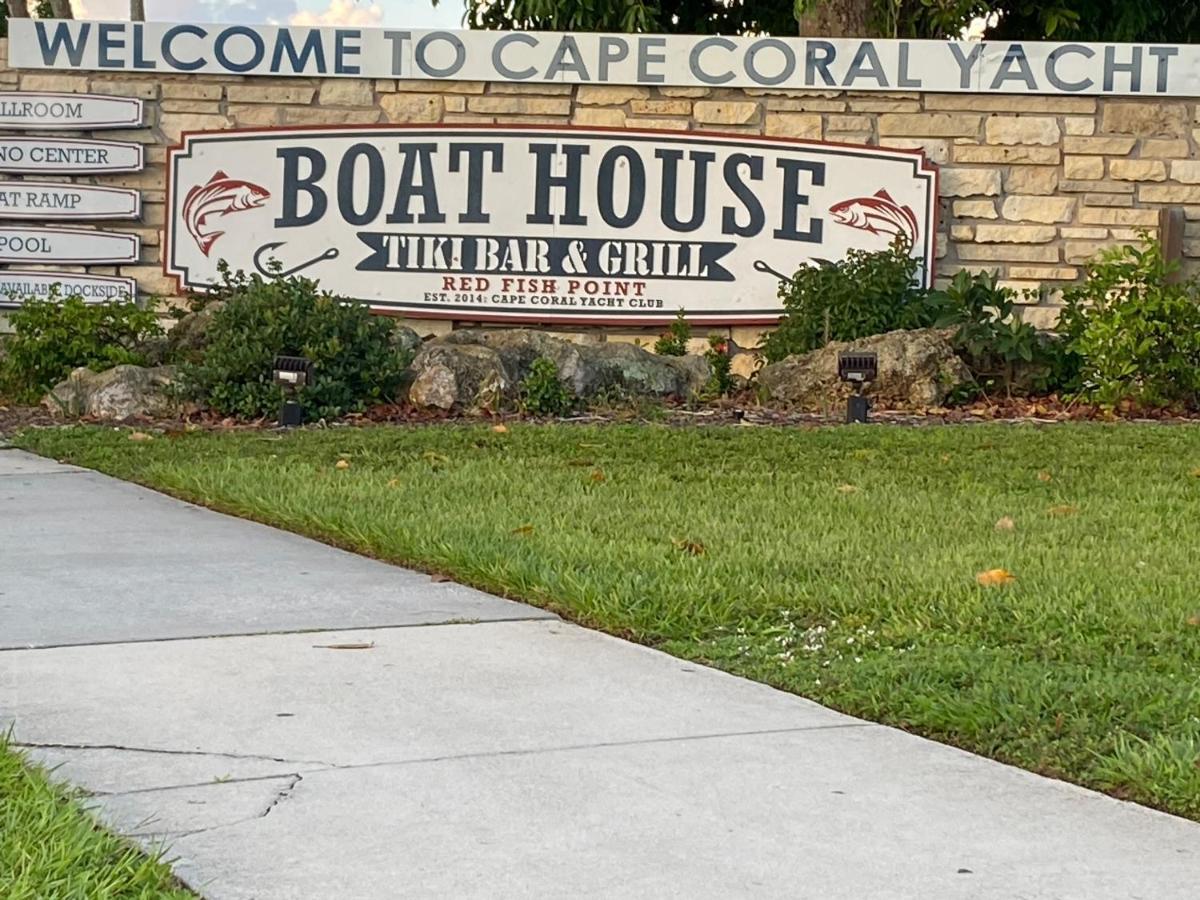 This Homestay Oasis Is The Cape'S Best Place To Stay Cape Coral Kültér fotó